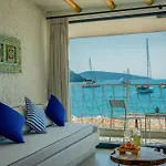Churchill Townhouse فندق *